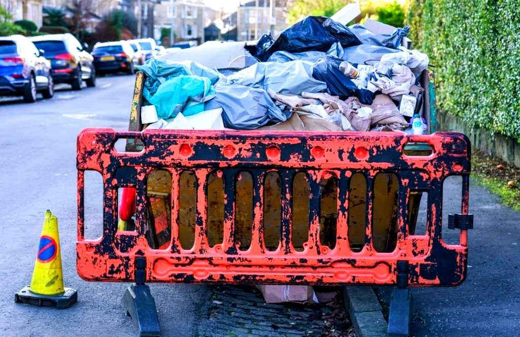 Rubbish Removal Services in Chisbury